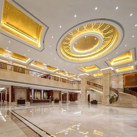 Venus Royal Hot Spring Hotel Guangdong Yangxi Store מראה חיצוני תמונה